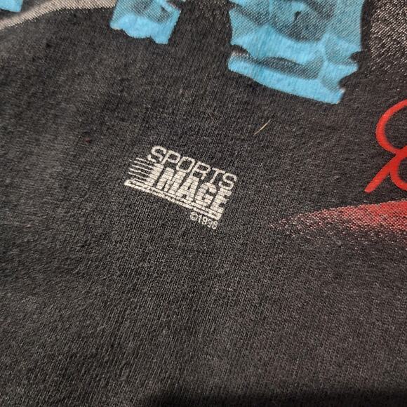 Vintage 1998 Dale Earnhardt “In a League of His Own” NASCAR Tee (XL) - Picture 5 of 6